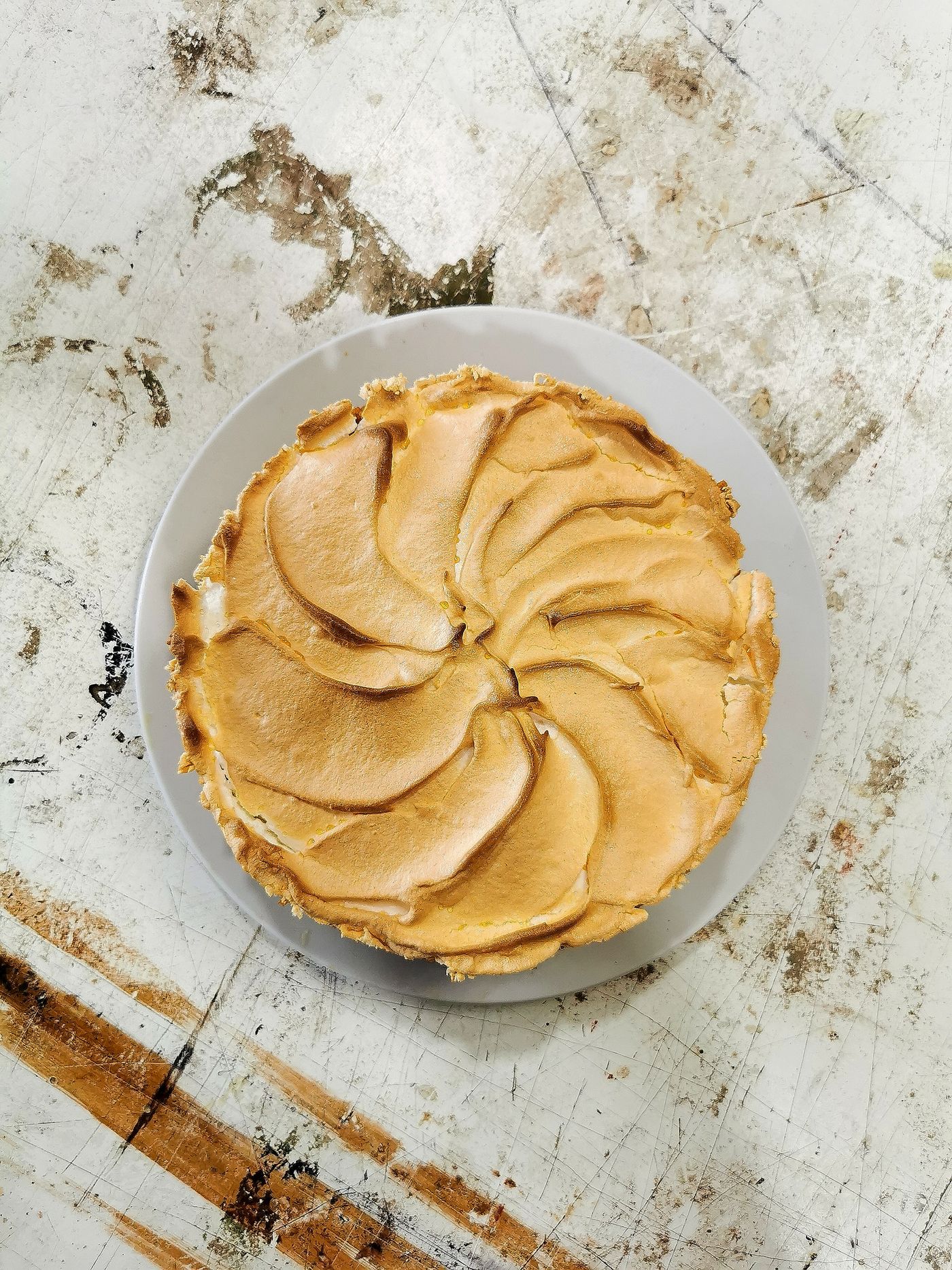 Fruit pie on a plate