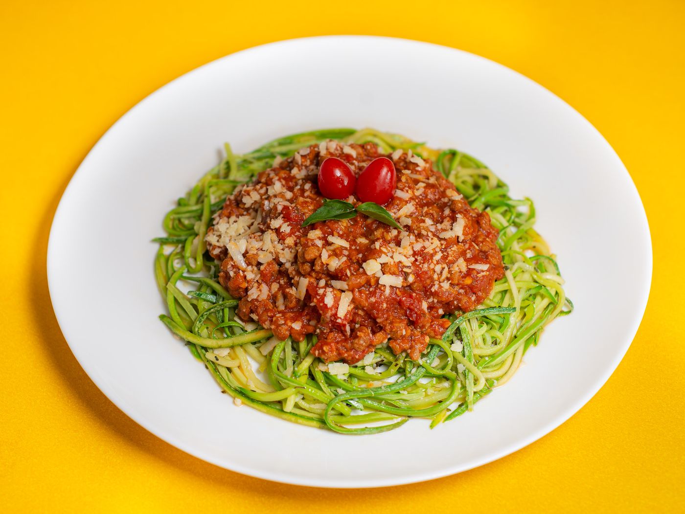 Zucchini noodles with sauce on a plate